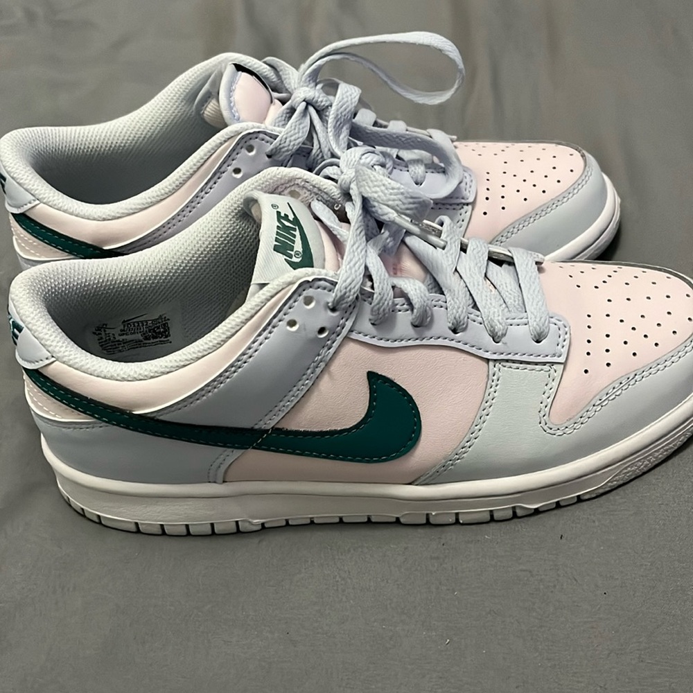 Nike dunk low